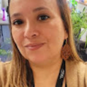 Meet your Posher, Lisa